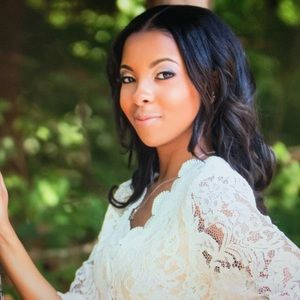 Meet your Posher, Shania